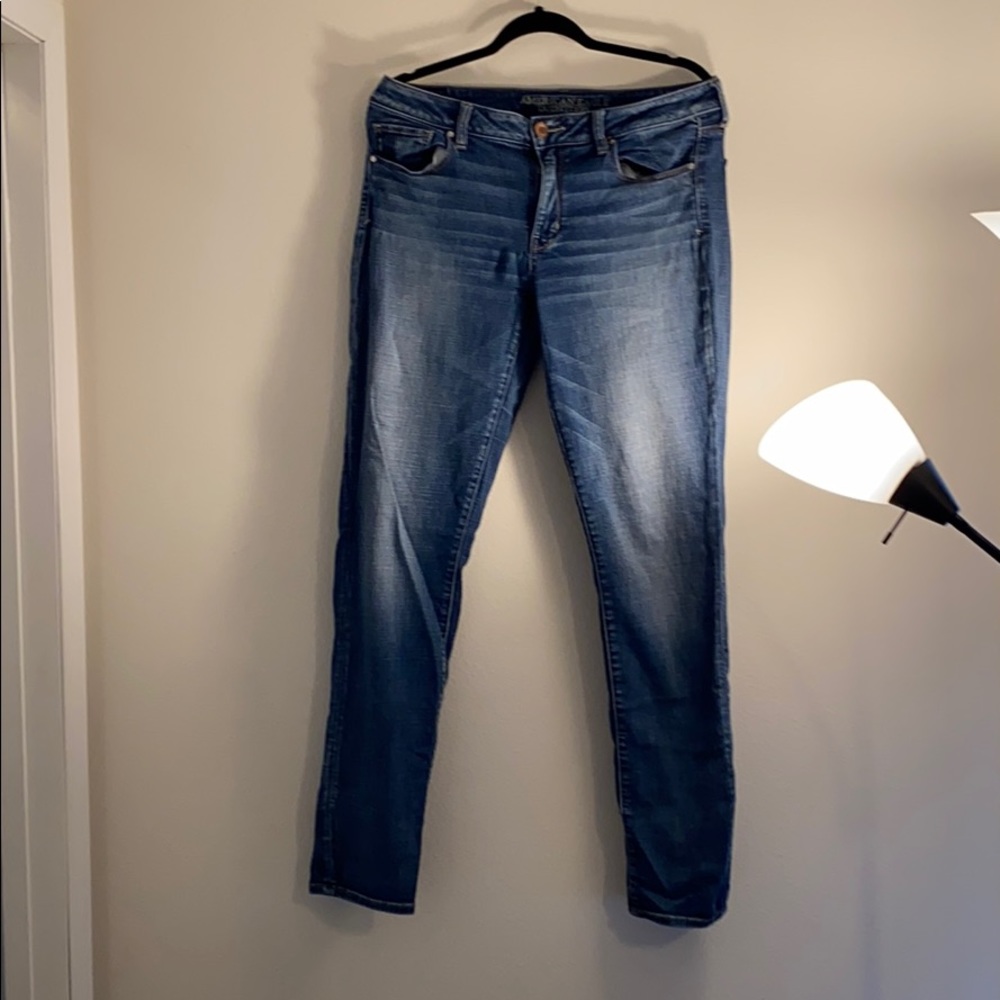 American Eagle skinny jeans
